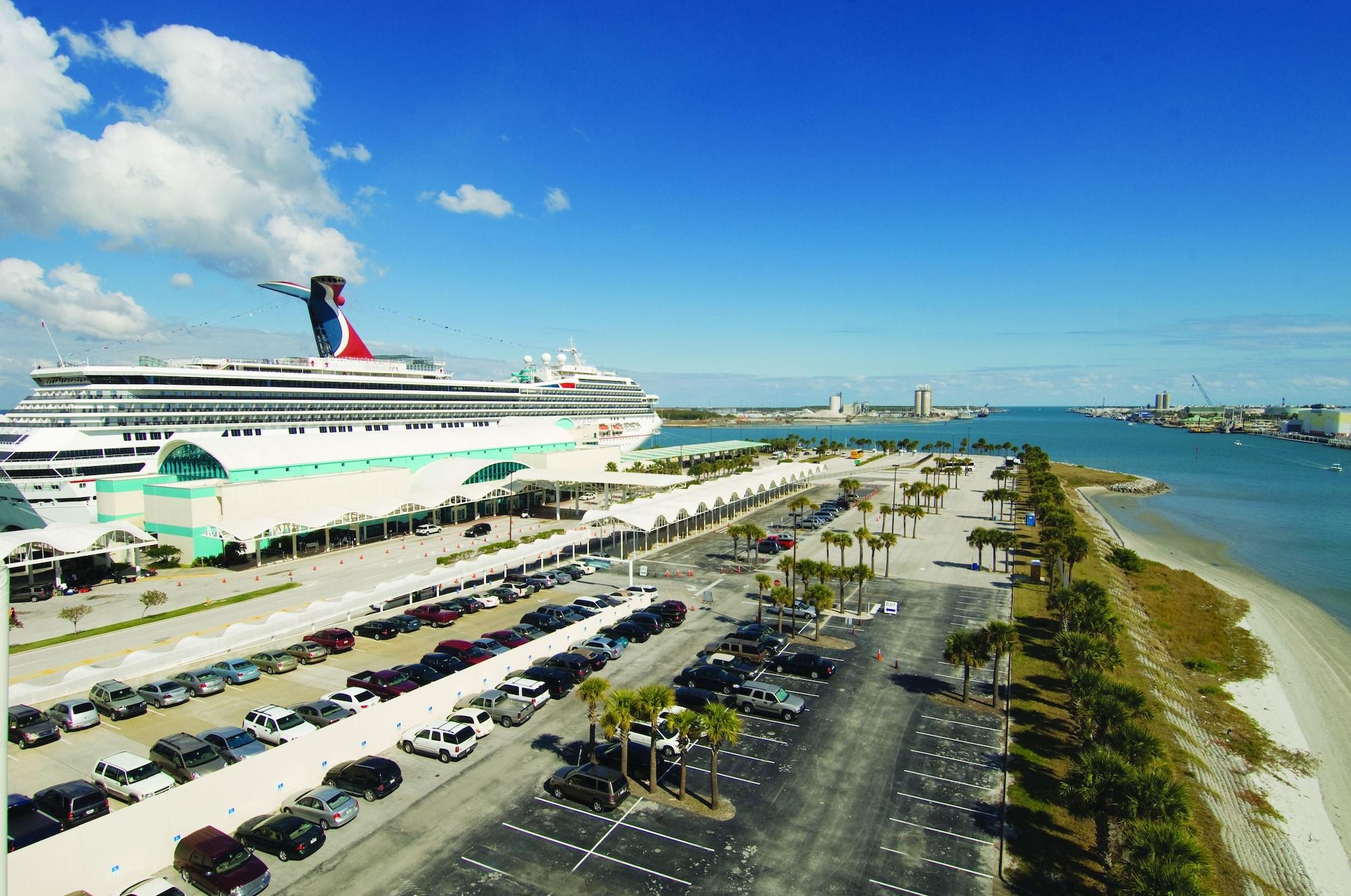 Days Inn By Wyndham Cocoa Beach Port Canaveral Bagian luar foto