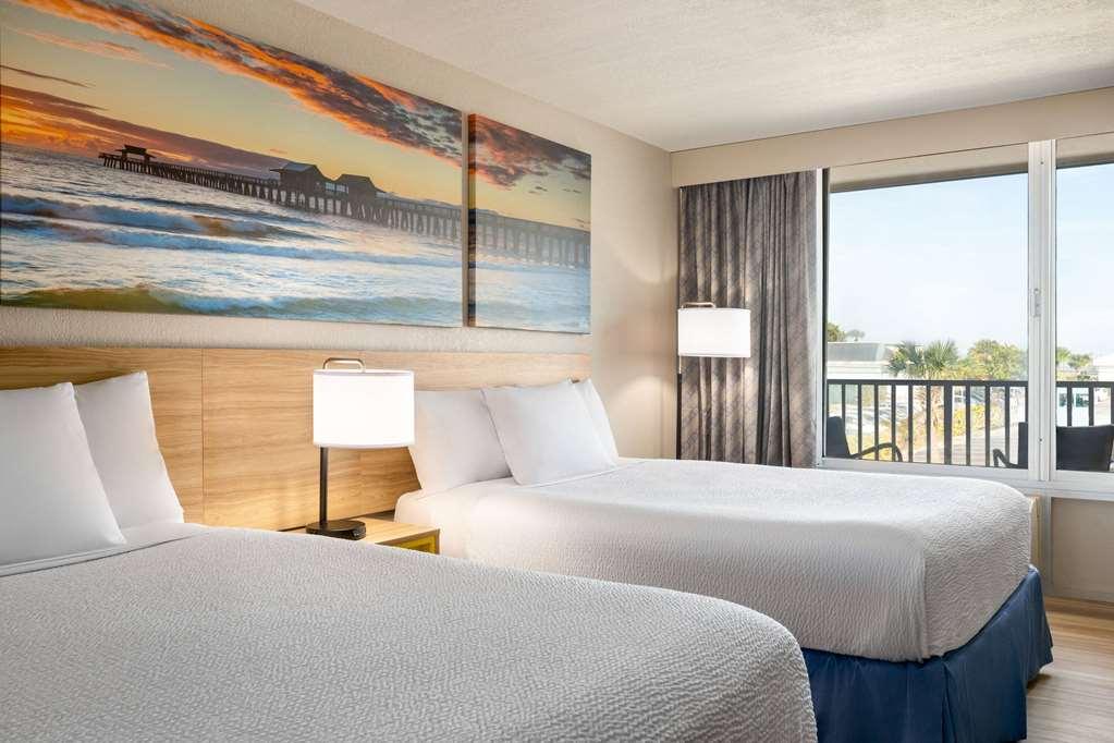 Days Inn By Wyndham Cocoa Beach Port Canaveral Ruang foto